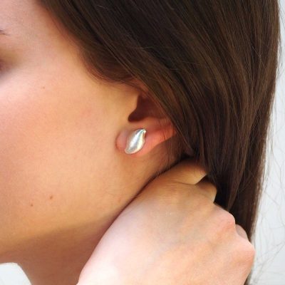 Small Silver Pebble Earrings Model E21