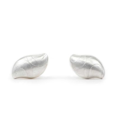 Small Silver Pebble Earrings E21