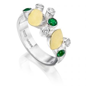 Emerald and Diamond Ring R02