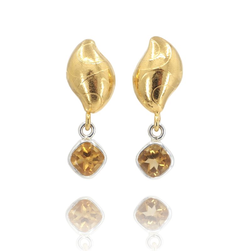 Gem Set Gold Pebble Earrings